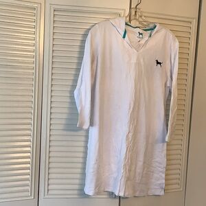 The Black Dog White Top with Teal Logo and Red Accent